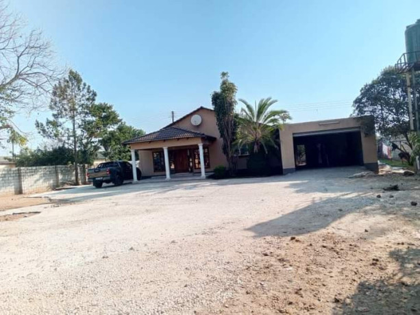 3-bedroom-house-for-sale-in-chalala-big-4