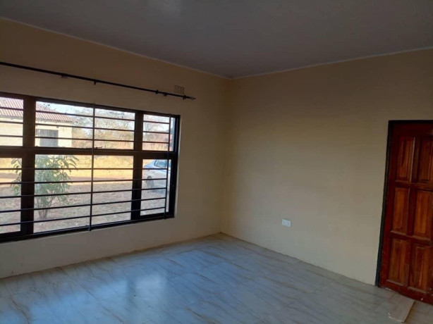 2-bedroom-house-for-rent-in-makeni-big-1