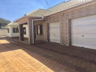 4-bedroom-house-for-rent-in-makeni