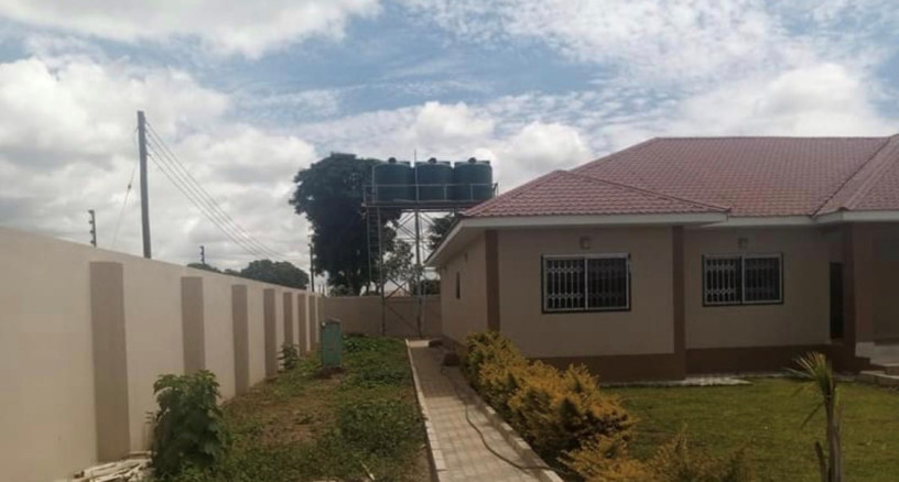 3-bedroom-house-for-rent-in-makeni-big-3