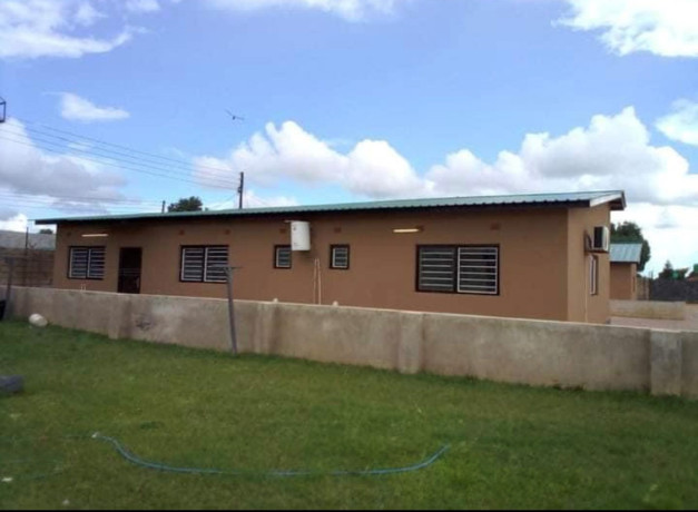 2-bedroom-house-for-rent-in-makeni-big-1