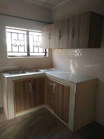 2-bedroom-flat-for-rent-in-makeni-big-3