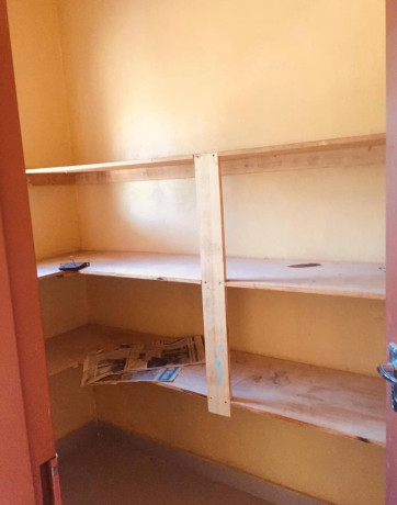 2-bedroom-flat-for-rent-in-makeni-big-5