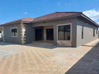 3-bedroom-house-for-sale-in-new-kasama