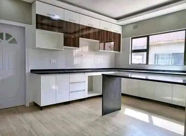 3-bedroom-house-for-sale-in-new-kasama-big-1