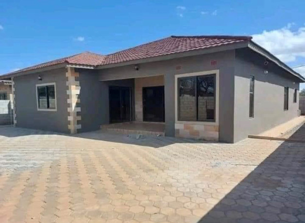 3-bedroom-house-for-sale-in-new-kasama-big-0