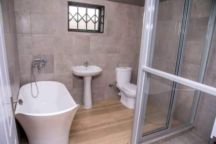 4-bedroom-house-for-sale-in-new-kasama-big-0