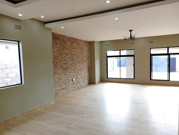 3-bedroom-house-for-sale-in-new-kasama-big-2