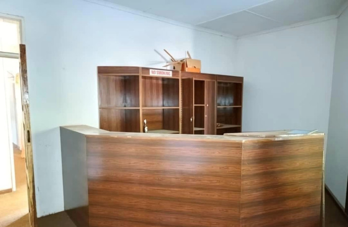 5-bedroom-house-for-sale-in-9-miles-big-2