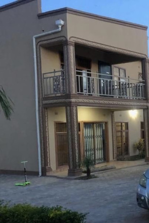 3-bedroom-flat-for-rent-in-chalala-big-8