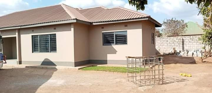 2-bedroom-house-for-rent-in-chalala-big-8