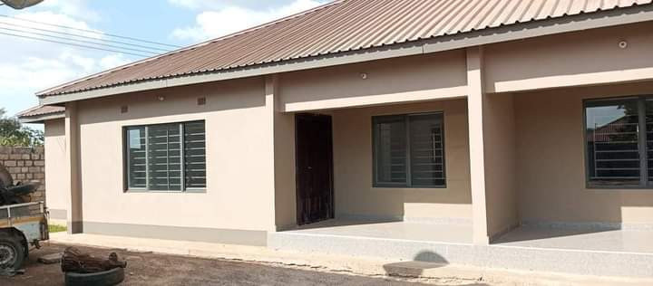 2-bedroom-house-for-rent-in-chalala-big-1