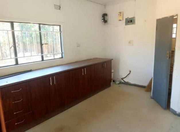 3-bedroom-house-for-rent-in-ibex-hill-big-2