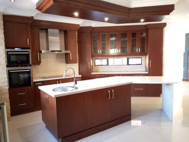 stunning-4-bedroom-double-storey-house-for-rent-big-3