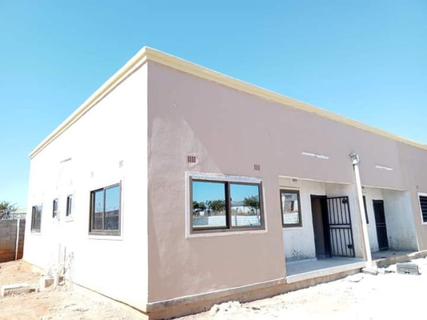 2-bedroom-flat-for-rent-in-chalala-big-4