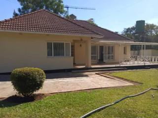 3-bedroom-house-for-rent-in-rhodespark