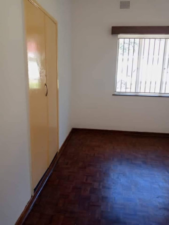 3-bedroom-house-for-rent-in-rhodespark-big-5