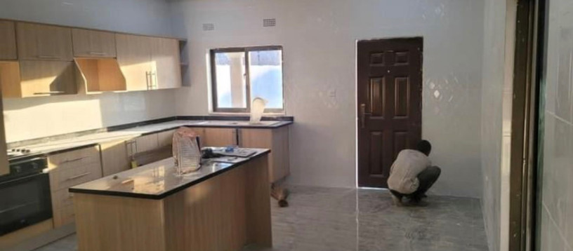 3-bedroom-house-for-sale-in-ibex-hill-big-2