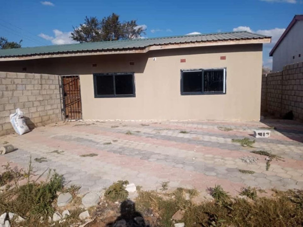 newly-built-2-bedroom-flats-for-sale-in-ibex-hill-big-4