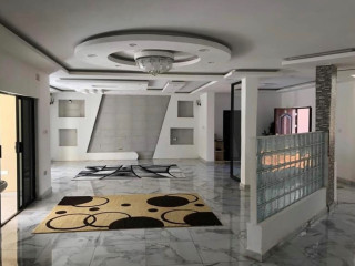 neat-and-spacious-5-bedroom-house-for-sale-in-ibex-hill