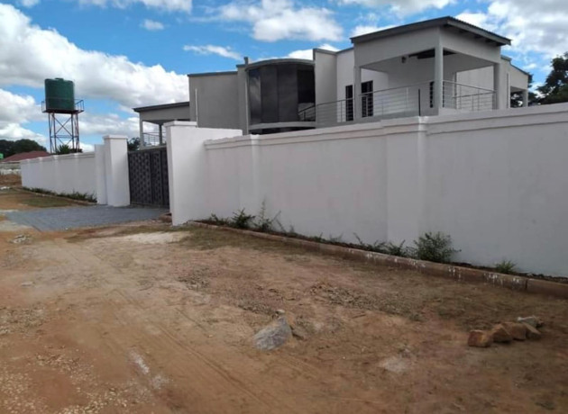 neat-and-spacious-5-bedroom-house-for-sale-in-ibex-hill-big-8