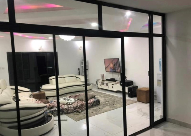 neat-and-spacious-5-bedroom-house-for-sale-in-ibex-hill-big-1