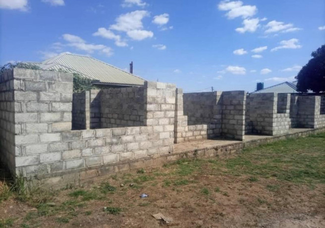 unfinished-2-bedroom-flats-for-sale-in-barlastone-big-1