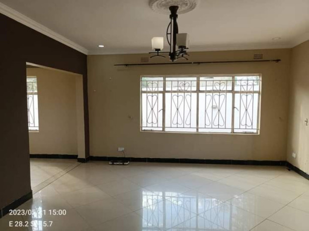 3-bedroom-house-for-sale-in-chalala-big-8