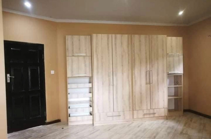 3-bedroom-flat-for-rent-in-makeni-big-4