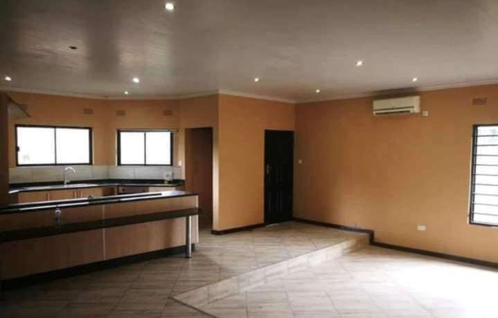 3-bedroom-flat-for-rent-in-makeni-big-2