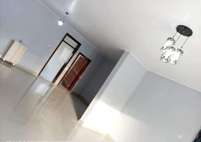 3-bedroom-flat-for-rent-in-makeni-majoru-big-3