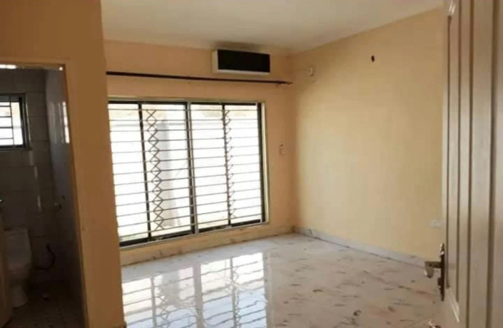 2-bedroom-flat-for-rent-in-chalala-big-2