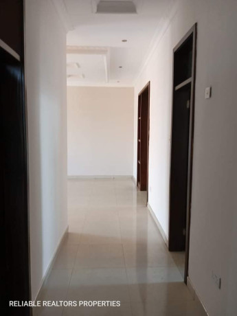 2-bedroom-flat-for-rent-in-chalala-big-4