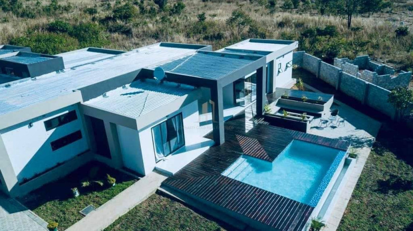 4-bedroom-house-for-sale-in-new-kasama-big-0