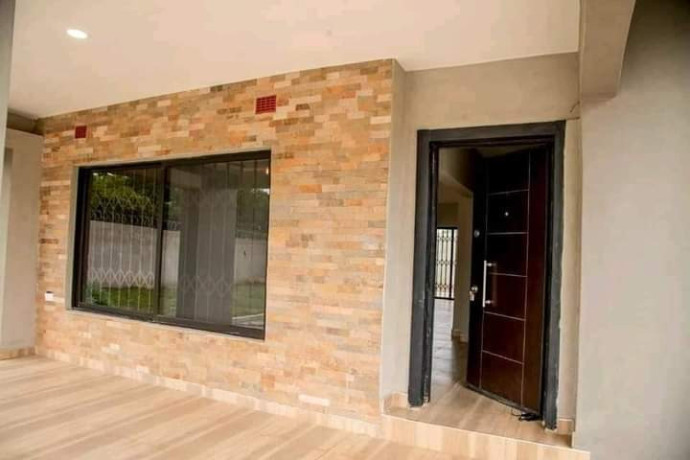 4-bedroom-house-for-sale-in-new-kasama-big-1