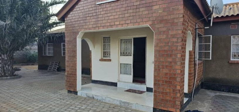 4-bedroom-house-for-sale-in-new-kasama-big-0