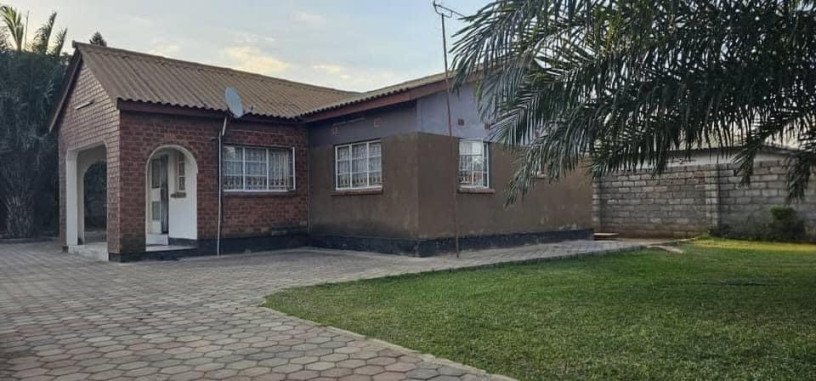 4-bedroom-house-for-sale-in-new-kasama-big-3