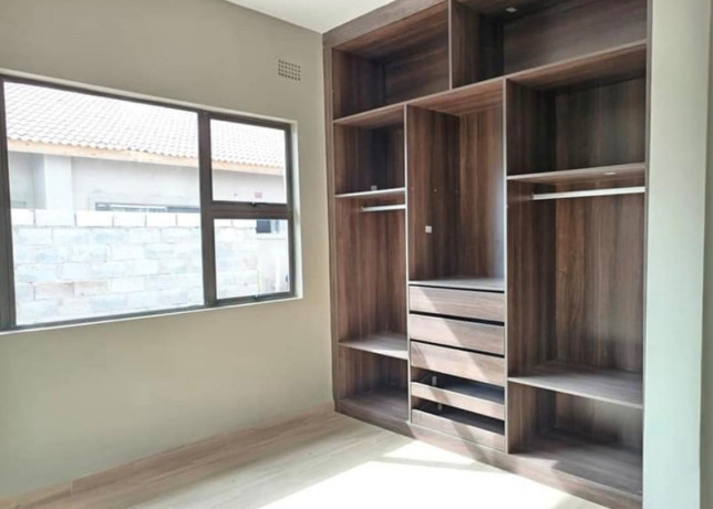 3-bedroom-house-for-sale-in-new-kasama-big-6