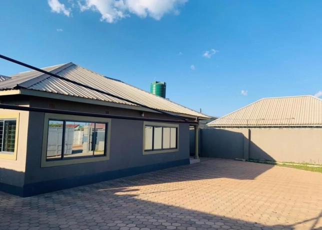 3-bedroom-house-for-sale-in-new-kasama-big-8