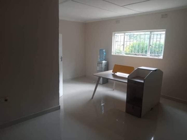 3-bedroom-house-for-sale-in-woodlands-big-2