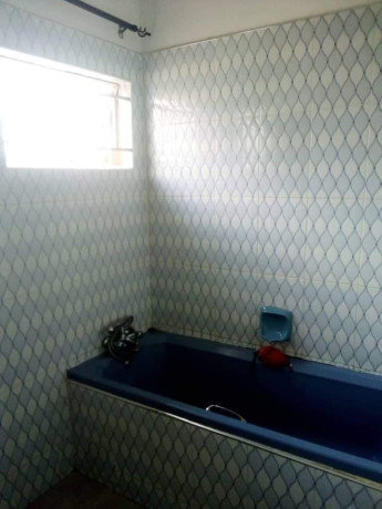 inside-room-for-rent-in-chalala-big-4