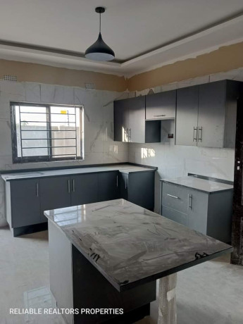 3-bedroom-flat-for-sale-in-chalala-big-4