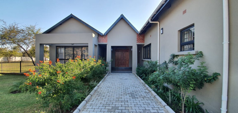 5-bedroom-house-for-sale-in-bonanza-big-0