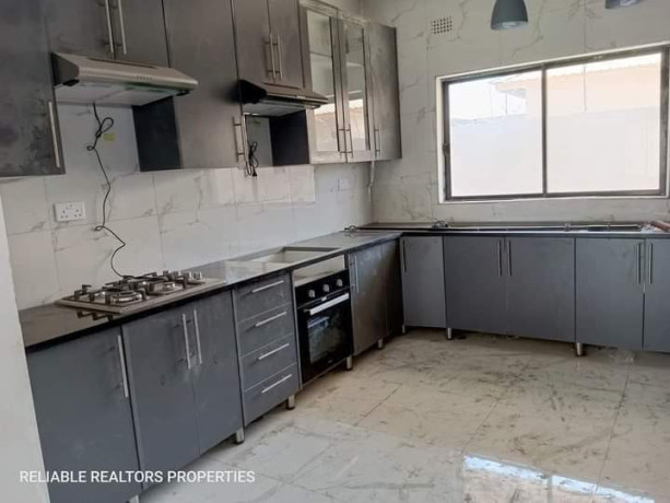 3-bedroom-flat-for-rent-in-chalala-big-0