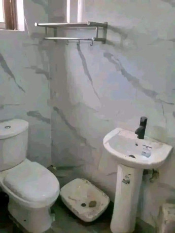 2-bedroom-flat-for-rent-in-chalala-big-8