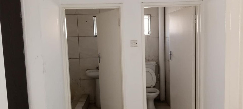 2-bedroom-flat-for-rent-in-villa-elizabetha-big-3