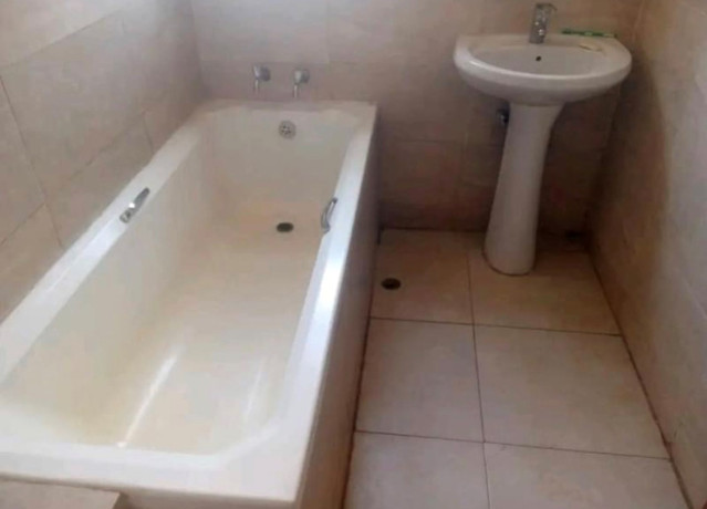 3-bedroom-house-for-rent-in-north-gate-big-5