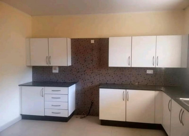 3-bedroom-house-for-rent-in-north-gate-big-6