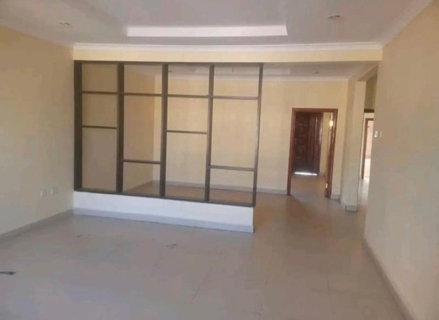 3-bedroom-house-for-rent-in-north-gate-big-2