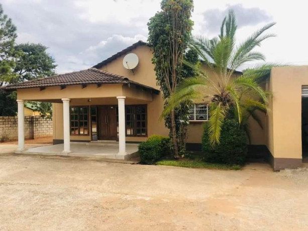 3-bedroom-house-for-sale-in-chalala-big-4